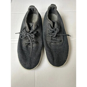 Women’s Allbirds shoes size 10